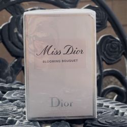 Miss Dior Perfume