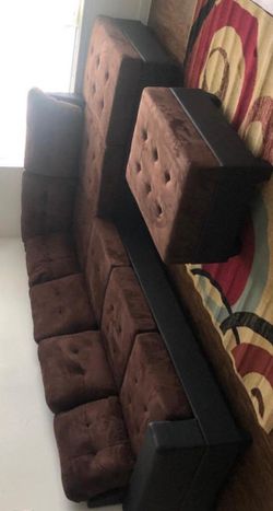 New Heights Chocolate/Black Reversible Sectional with Storage Ottoman / couch / Living room set