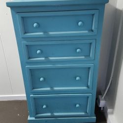 Solid Wood Dresser 