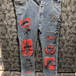 ICECREAM ICE CREAM INFAMOUS [-BLUE] RED RECYCLE BLUE JEAN  The Infamous Ice Cream Jeans 34 are a stylish addition to any man's wardrobe. With 