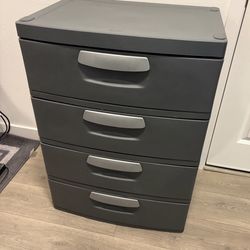 Heavy Duty Sterilite Dresser 