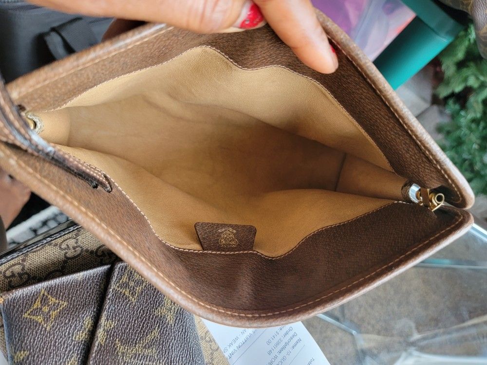 GUCCI CLUTCH