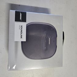 Bose sounding micro Bluetooth speaker dark blue
