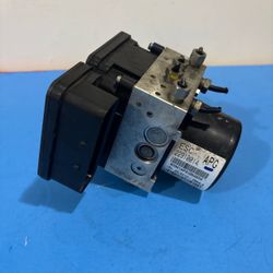 2011-2016 Cadillac SRX ABS Anti-Lock Brake Pump Module Assembly (contact info removed)4