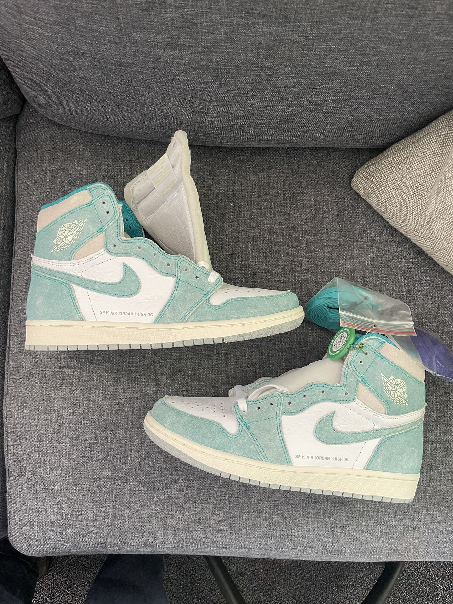 Jordan 1 Retro High Turbo Green 9.5