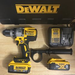 DeWalt Cordless Drill with (2) 20V Batteries and Charger 