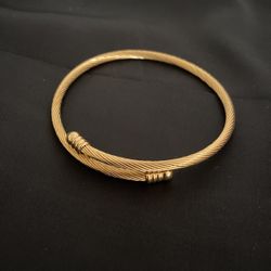 1 Pc Cuff Bangle Bracelet 18K  Plated Titanium Steel Twisted Stretch Bangle
