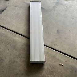4ft Fluorescent Garage Lights