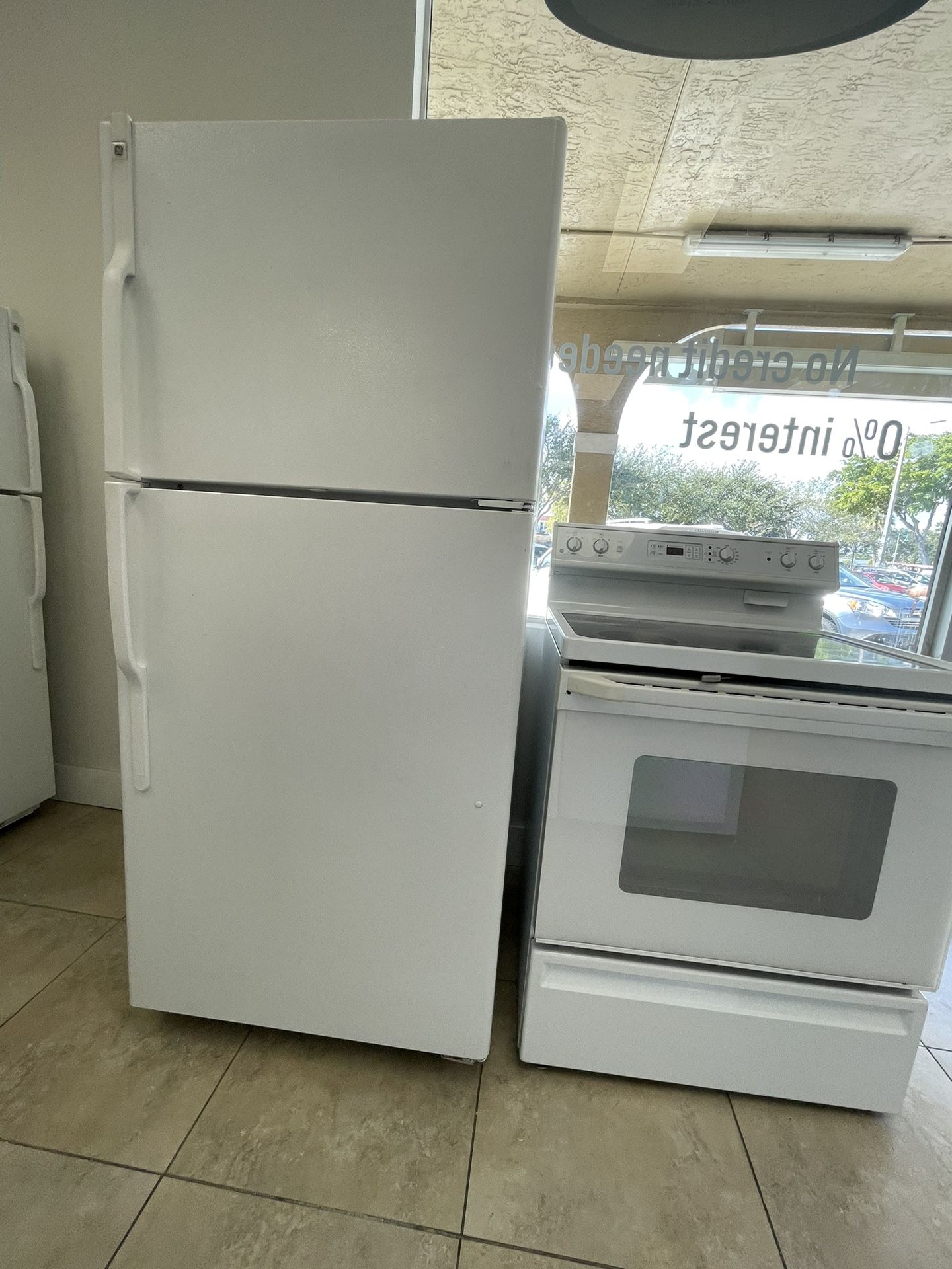 Refrigerator & Stove kitchen Set used