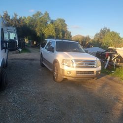 2015 ford expedition xlt