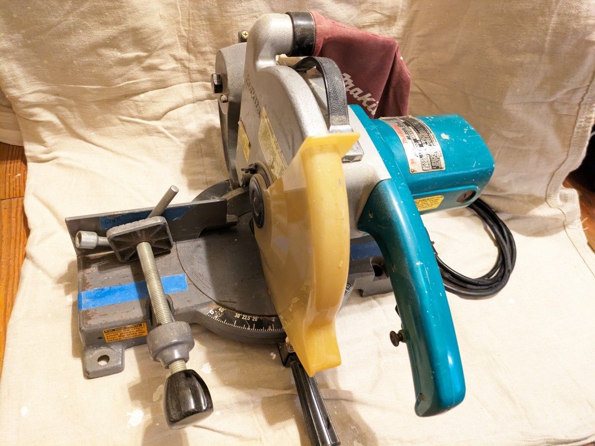 Makita Miter Saw