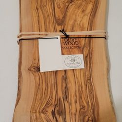 Stunning Handcrafted Olive Wood Collection "Naturally Med" Cutting Board Made From Olive Wood
NEW
