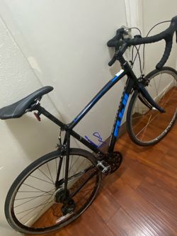Nice Fuji bike aluminum frame