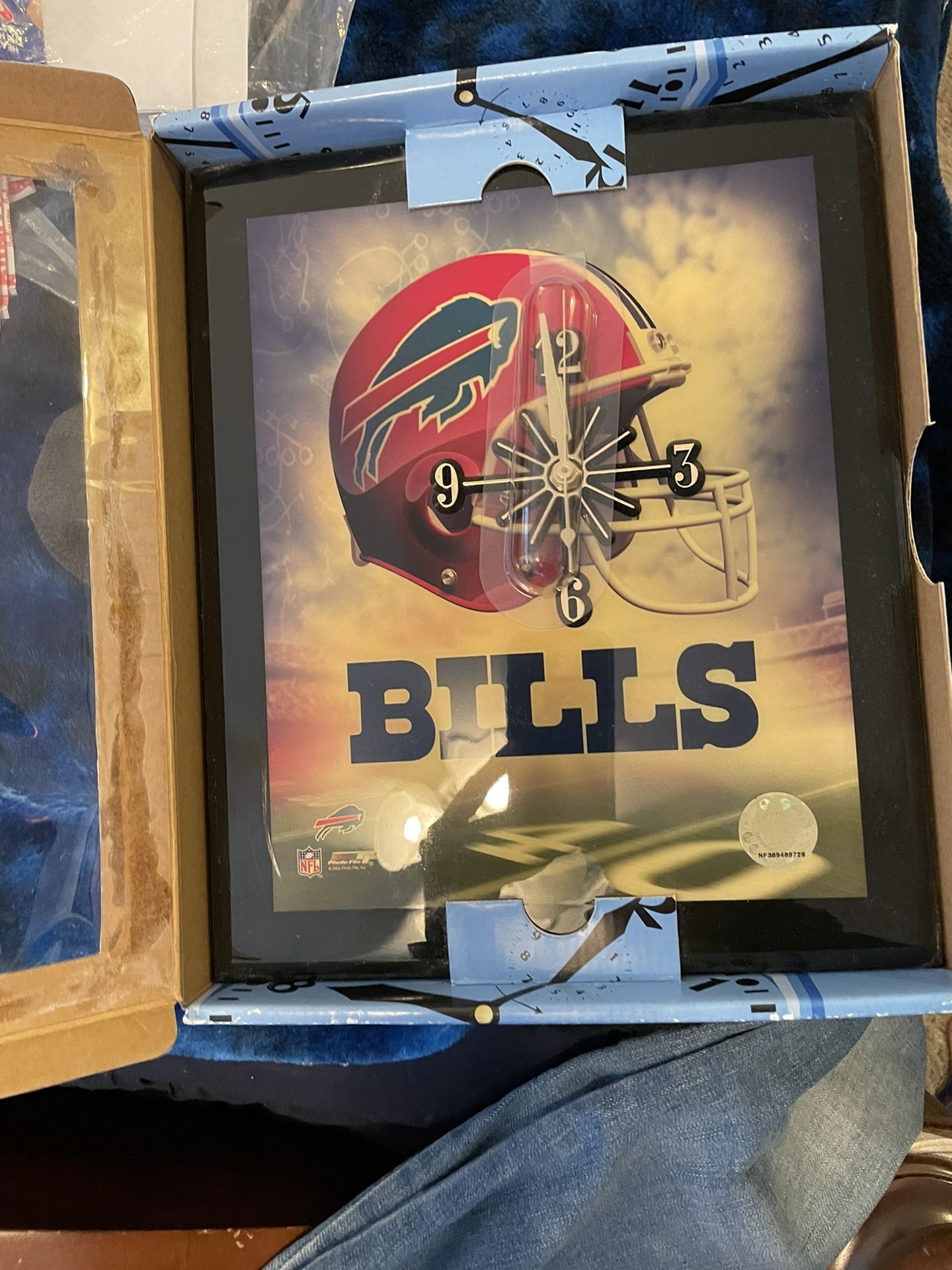 BUFFALO BILLS WALL CLOCK 