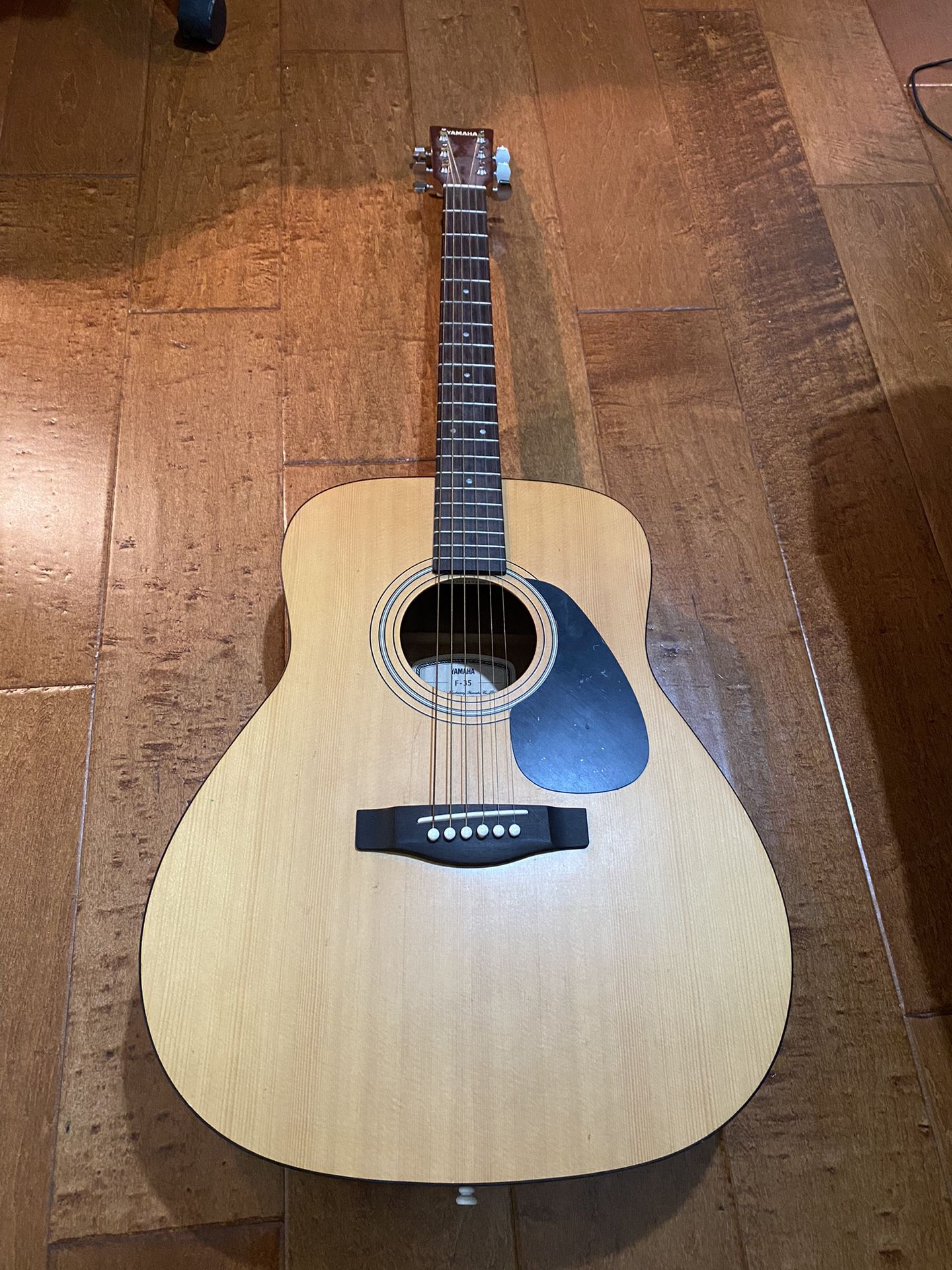 Yamaha F35 Acoustic guitar 
