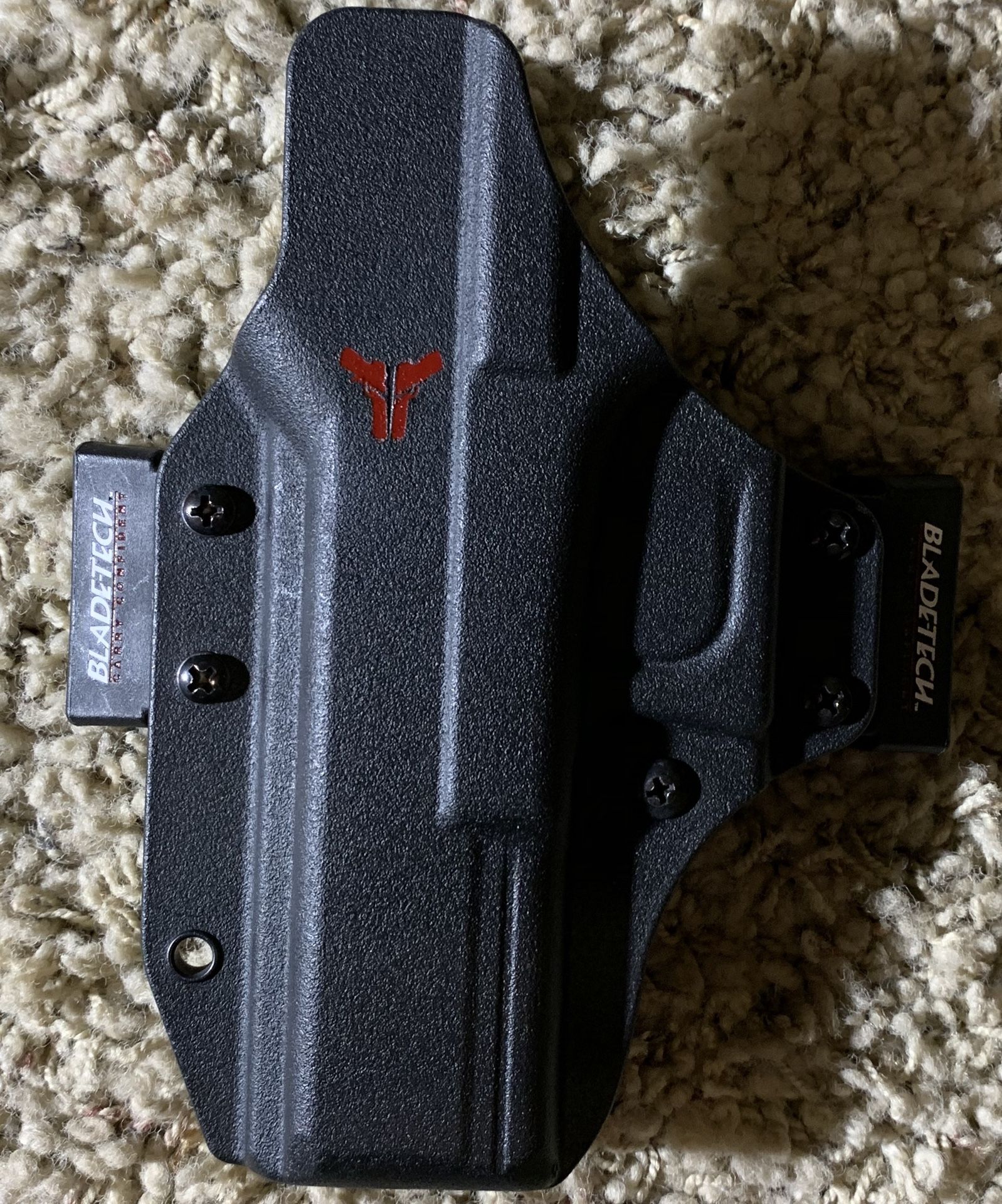 Left handed BladeTech holster for Glock 17 and Glock 22