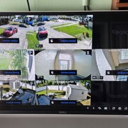 32" DELL THIN MONITOR IN EXCELLENT SHAPE