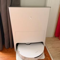 ECOVACS DEEBOT Robot Vacuum with Self-Cleaning Station
