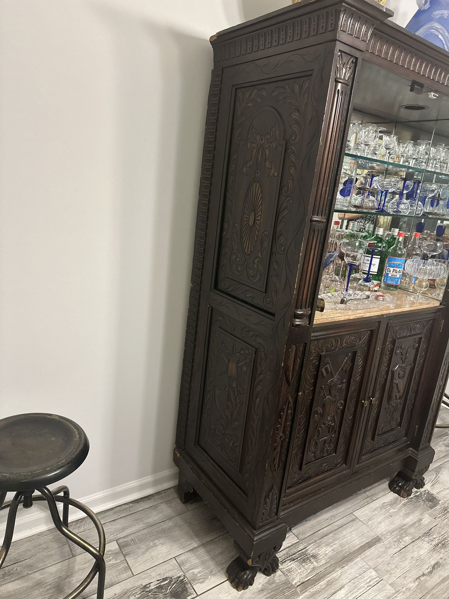 Vintage Mahogany Bar – 1900s – Carved Wood