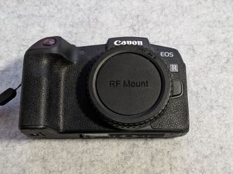 Canon EOS RP DSLR professional video and photo camera