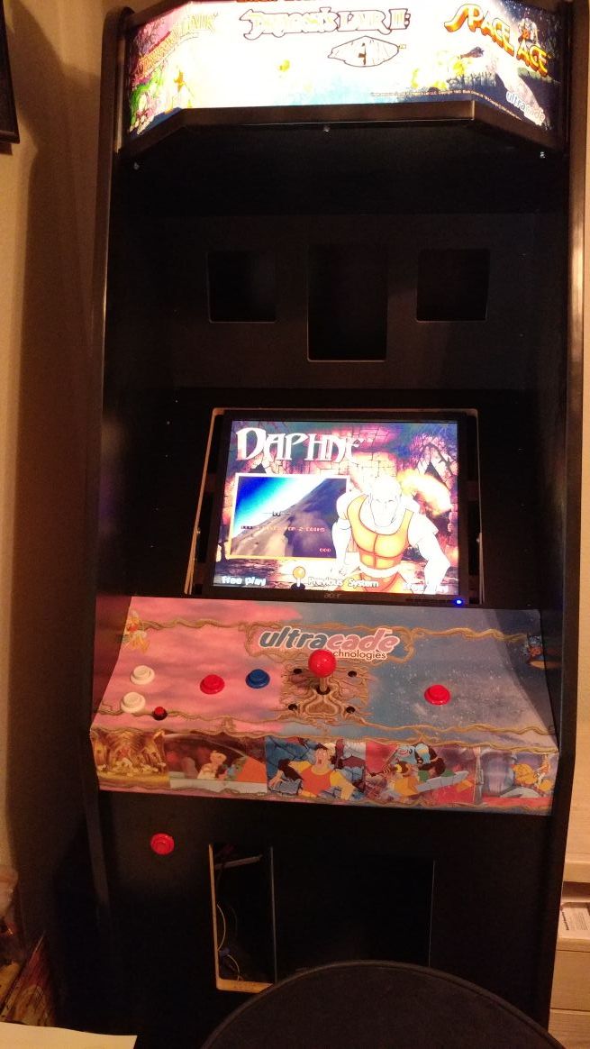 Dragon's Lair Arcade with emulator for Sale in North Highlands