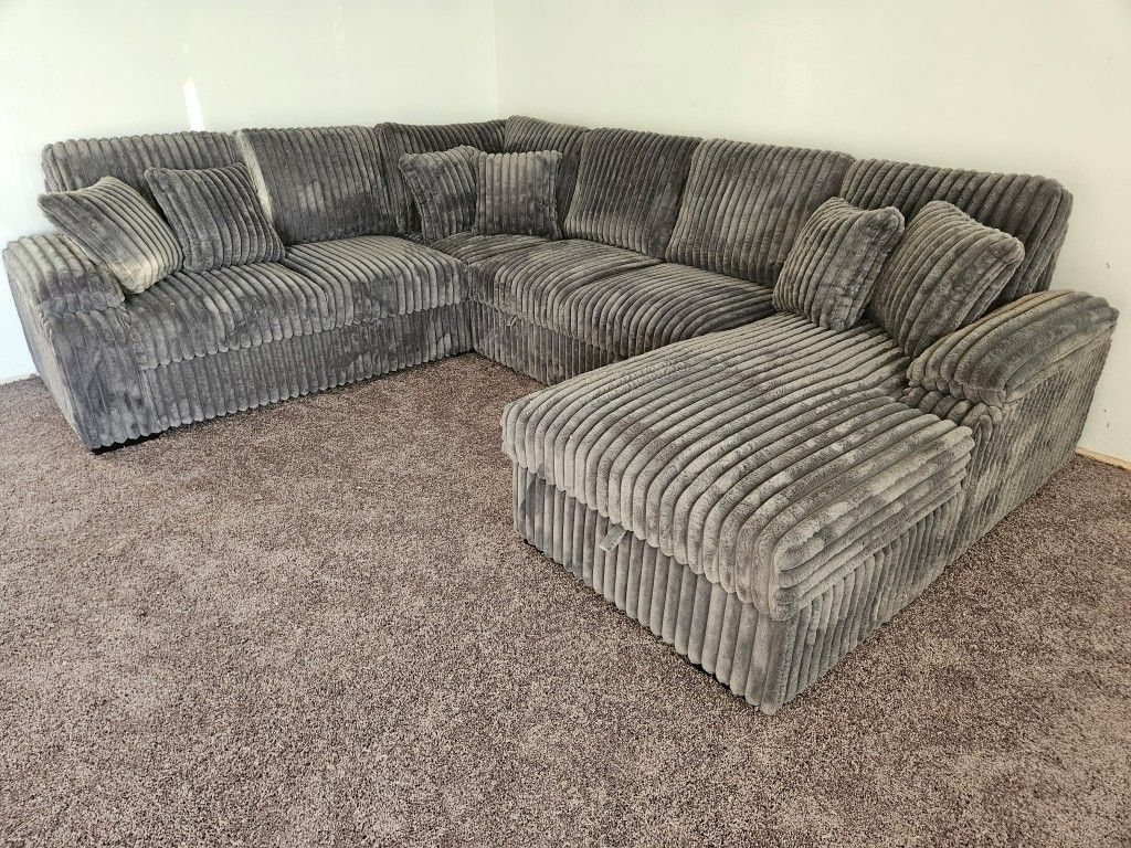 Brand New Sectional Corduroy With Pull Out & Storage Chaise 6 Pillows $1199