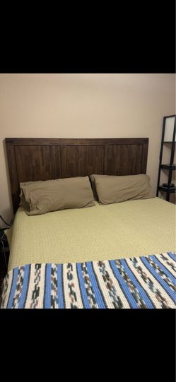King size bed