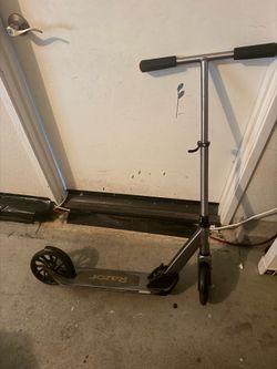 Razor scooter
