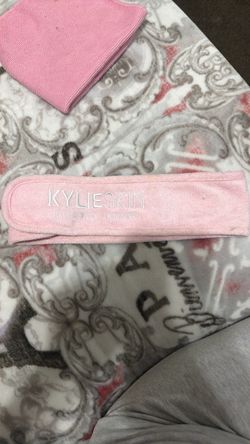 Kylie Skin Headband