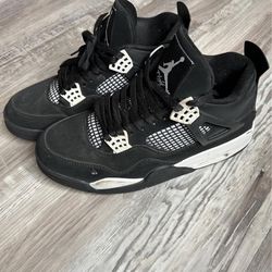 Air Jordan 4 White Thunder Size 8.5M