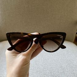 Vogue Sunglasses, Tortoise