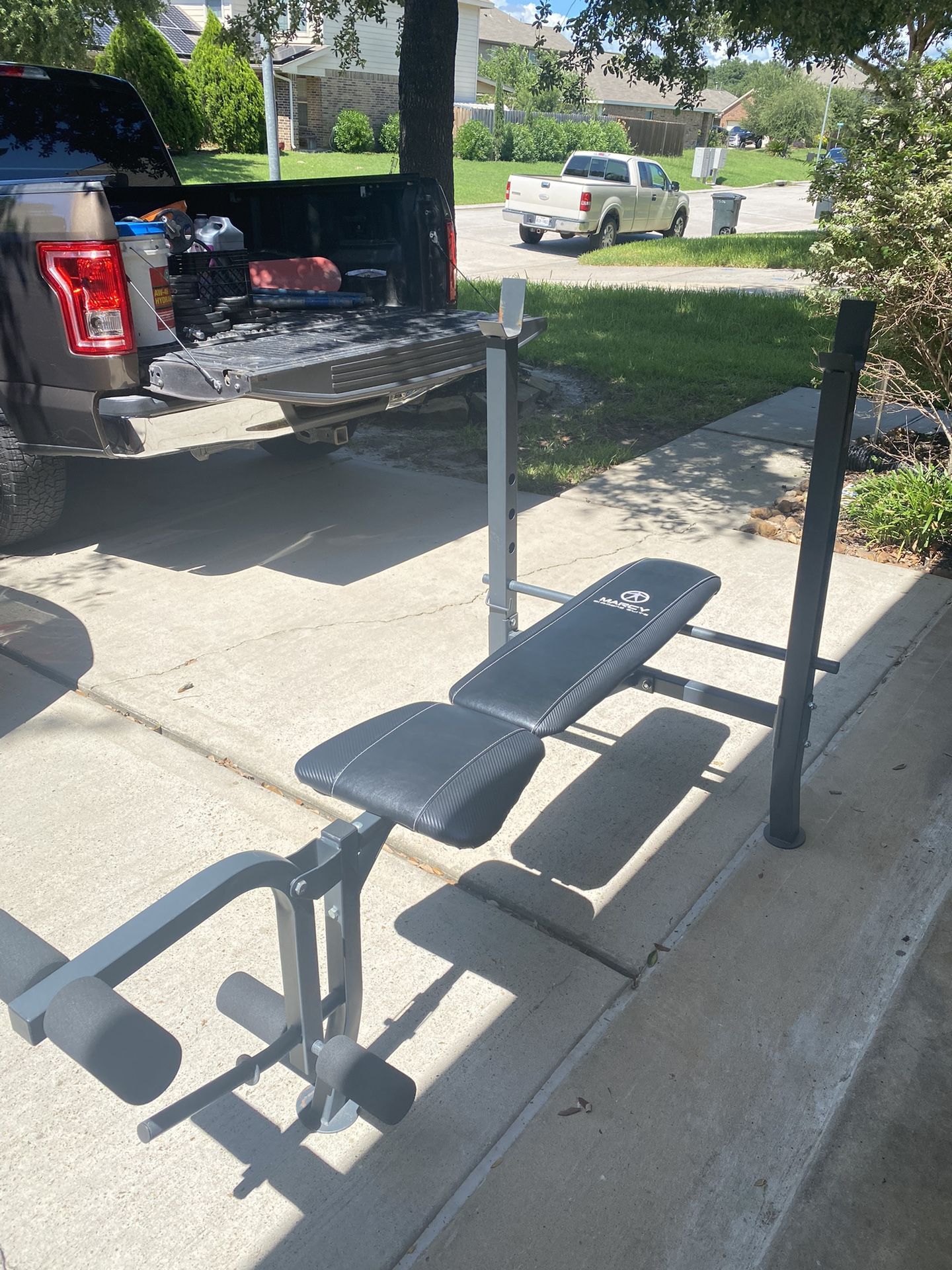 Weight Bench