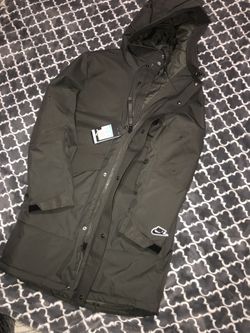 NIKE SPORTSWEAR SYNTHETIC-FILL PARKA OLIVE GREEN/BLK/WHT MEDIUM
