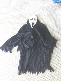 Scream costume