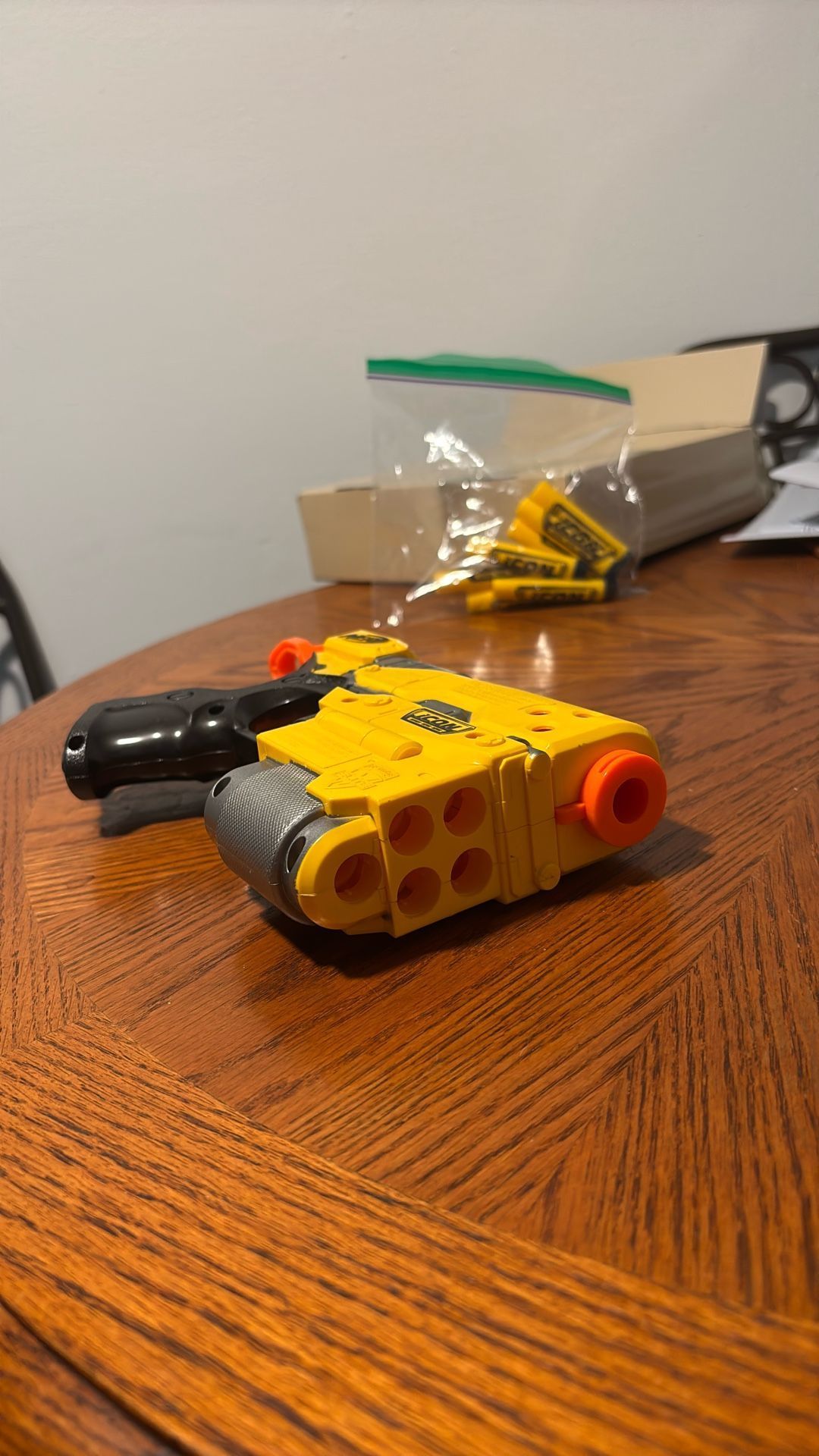 Nerf Icon Series N-Strike Elite Blaster + 7 Darts