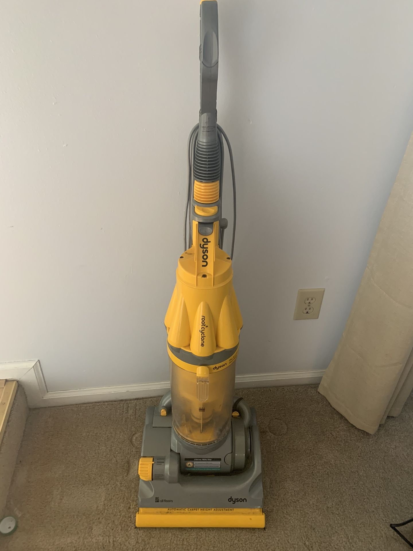 Dyson Vaccum