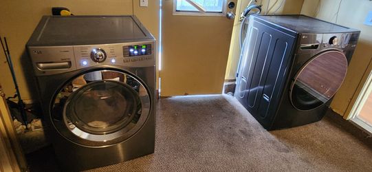 LG Washer and Dryer Set - $600