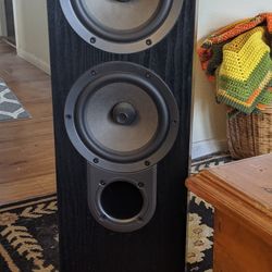 Jamo Speakers