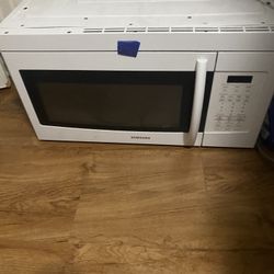 Samsung And Whirlpool Microwave Oven
