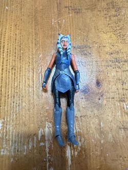 AHSOKA TANO BLACK SERIES FIGURE