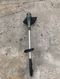 Black and decker 12 inch electric Weedwhacker