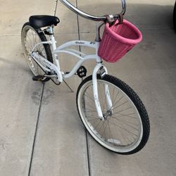 Girls Bicycle With Basket
