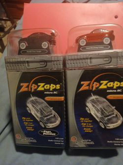 Zip Zaps Micro RC Cars – Set of 2