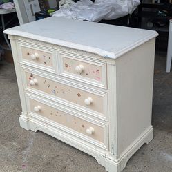 solid wood chest of drawers GREAT PROJECT PIECE