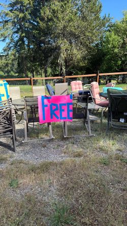 Outdoor furniture FREE