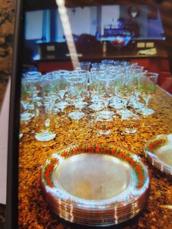 Christmas dishes. Perfect Heavy glass never used