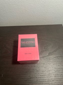 Valentino Donna born in Roma