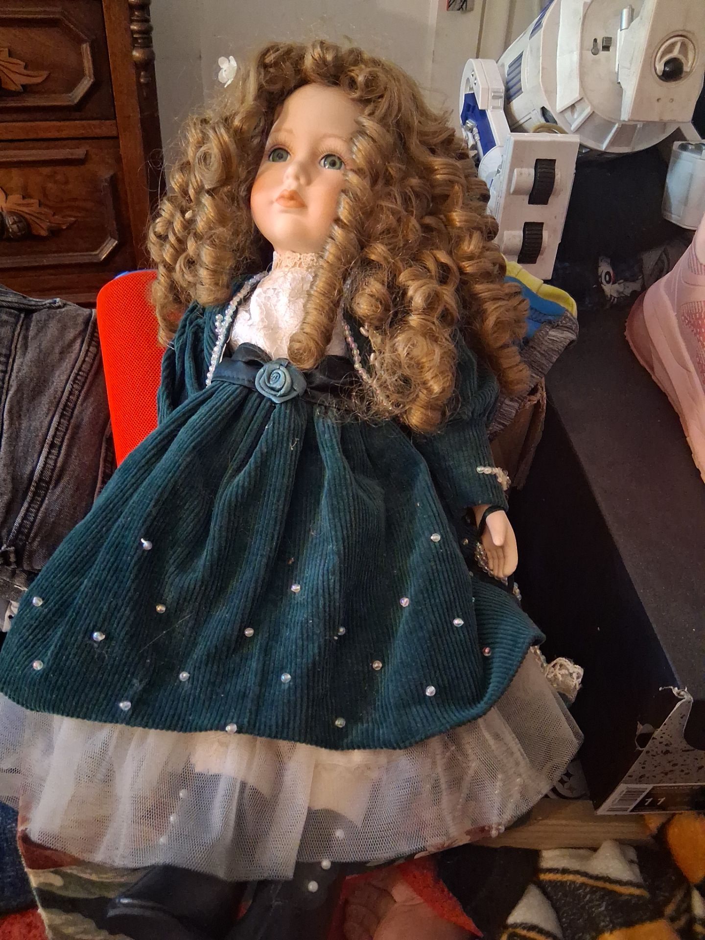Porclien Doll
