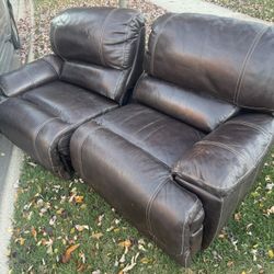 Free Furniture 
