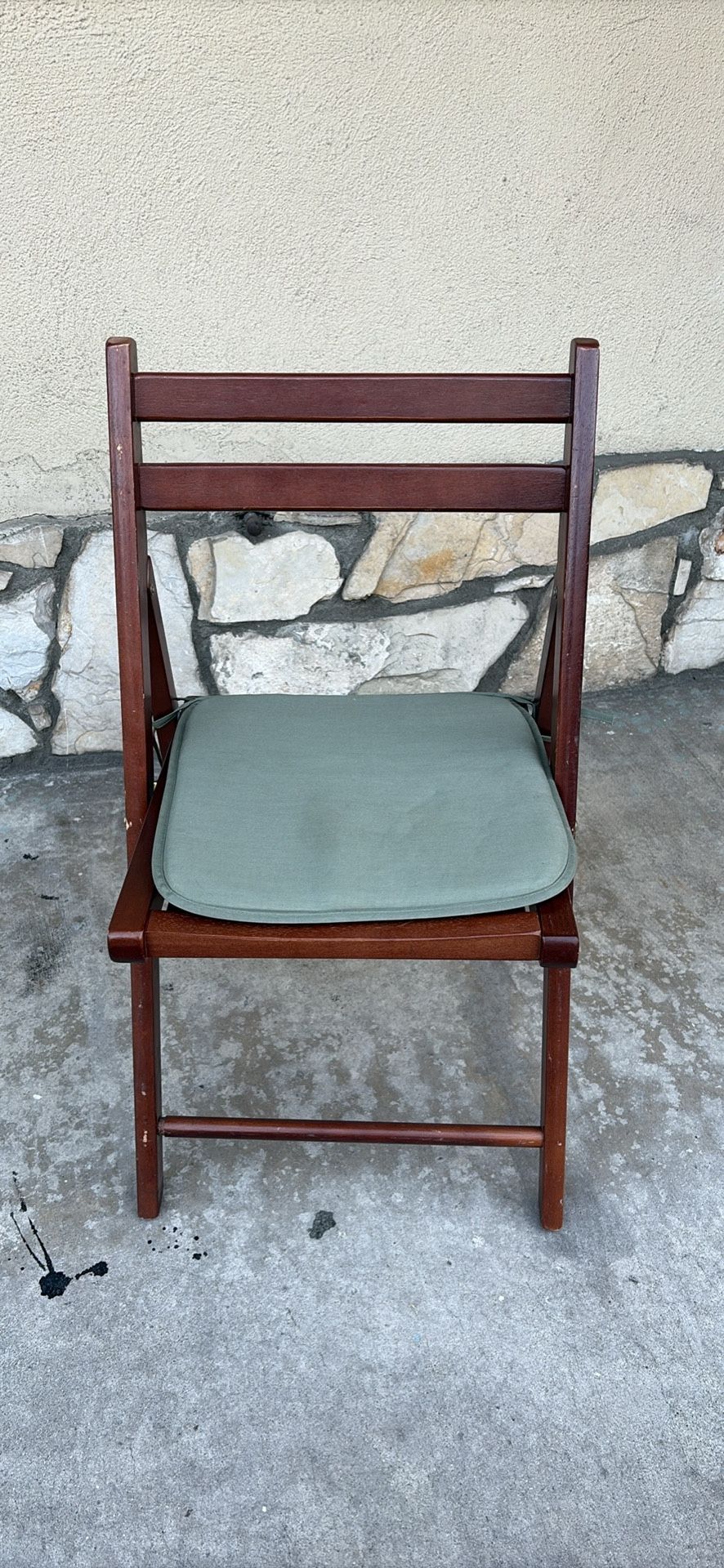 Folding Chair 